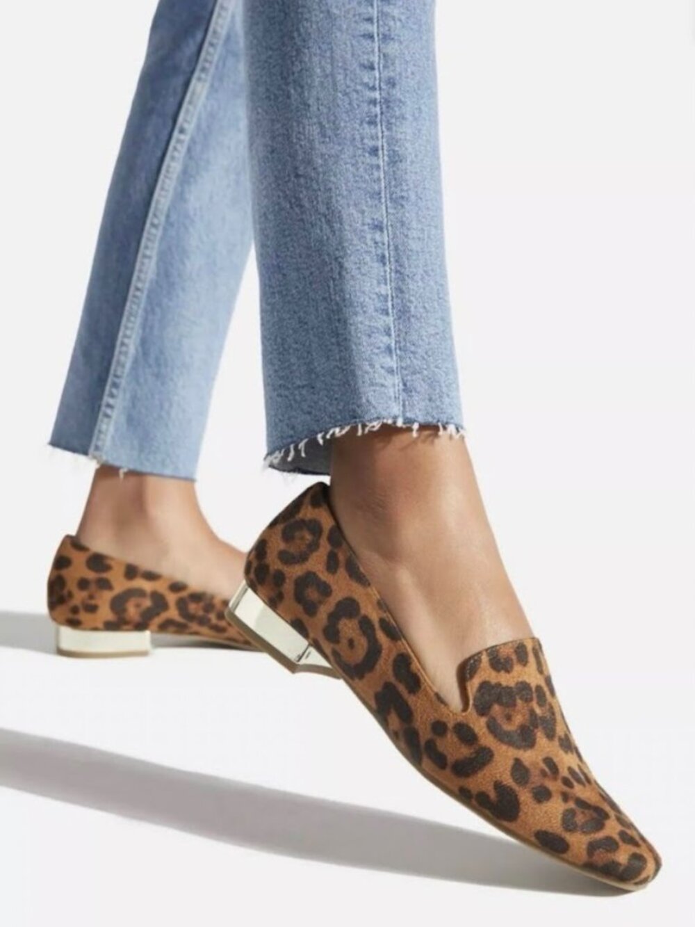 ShoeDazzle Cheetah Print Loafers Gold Heel Accent Size 9.5 Ginny Style